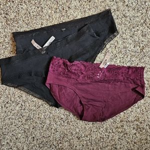3 Pairs VS Lace Hiphugger Panties